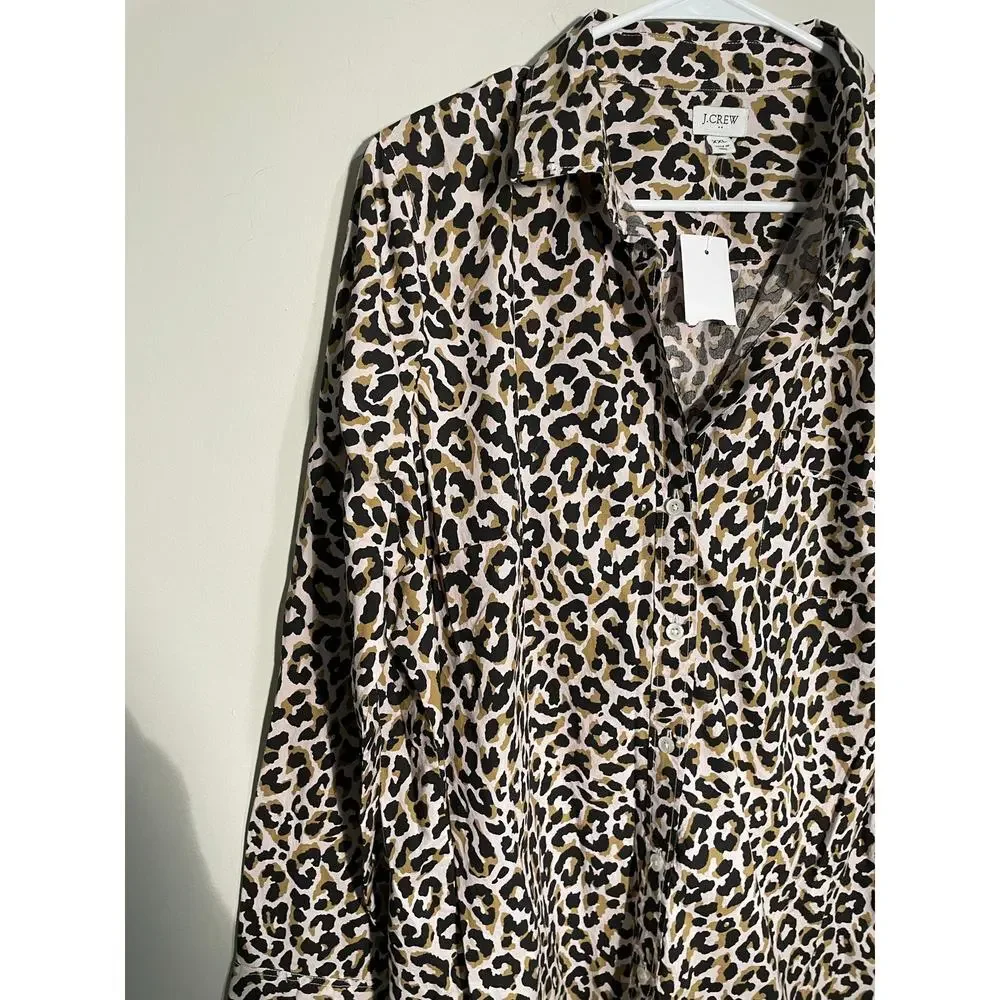 NWT J. Crew Factory Leopard Button-up Cotton Poplin Shirt‎ in Signature Fit